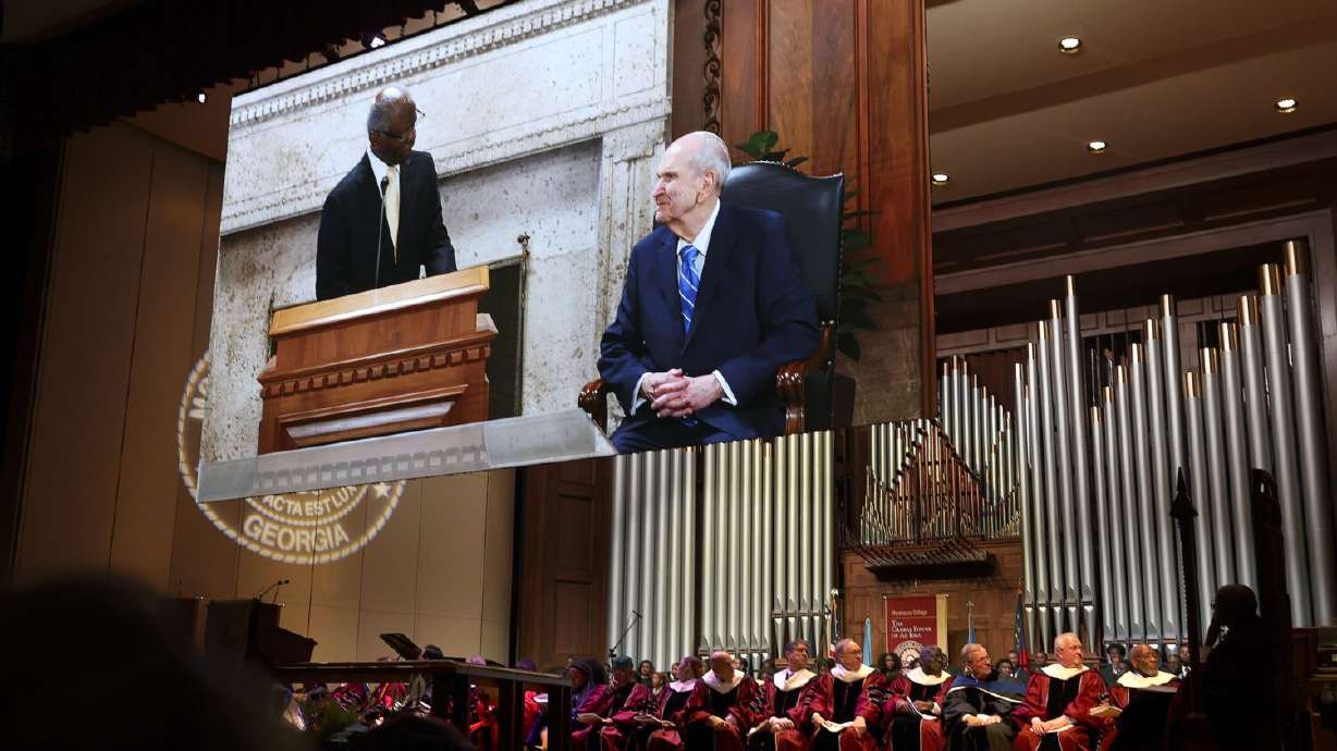 Interfaith leaders join church members in mourning President Russell M. Nelson