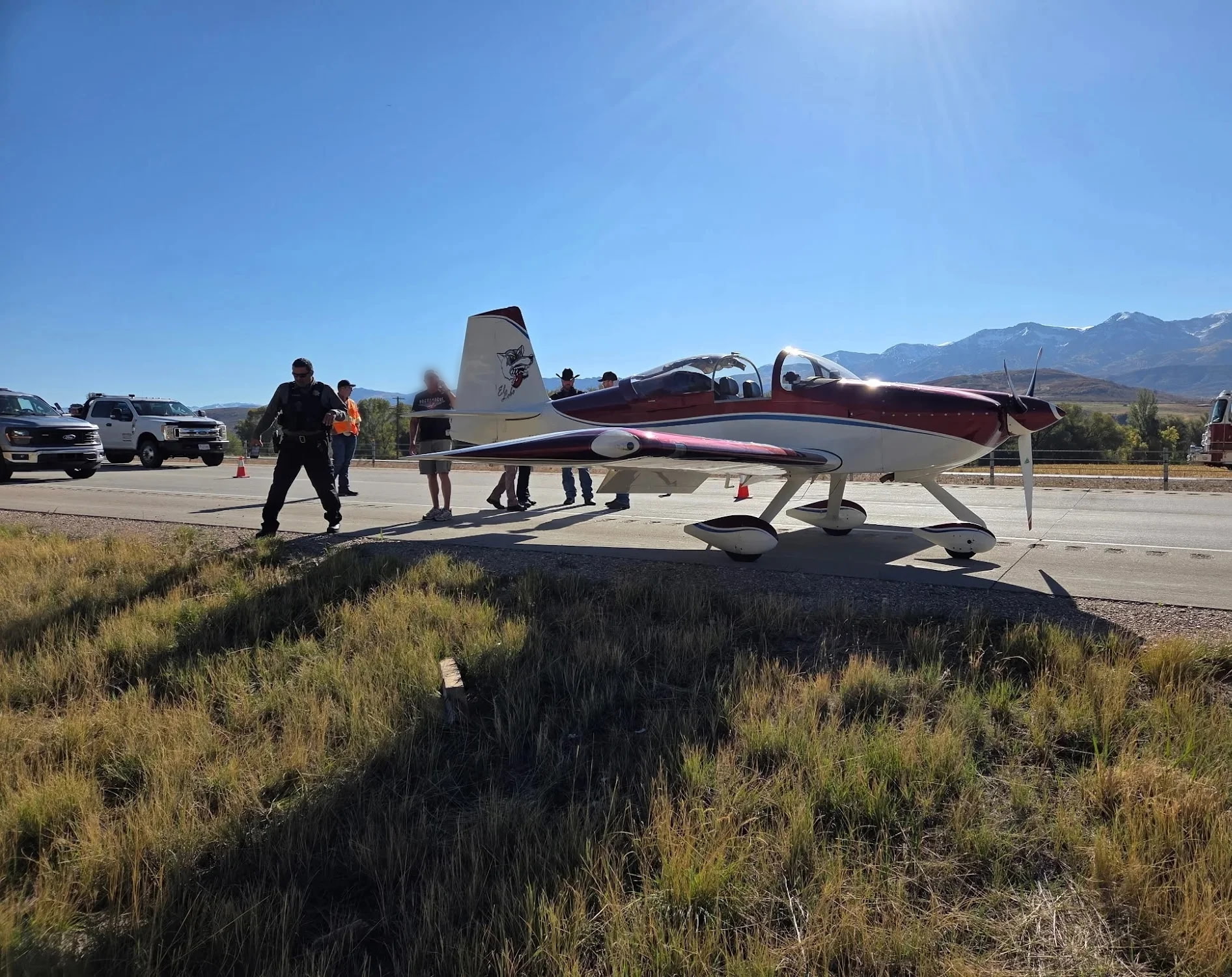 Westbound I-84 shut down after airplane makes emergency landing