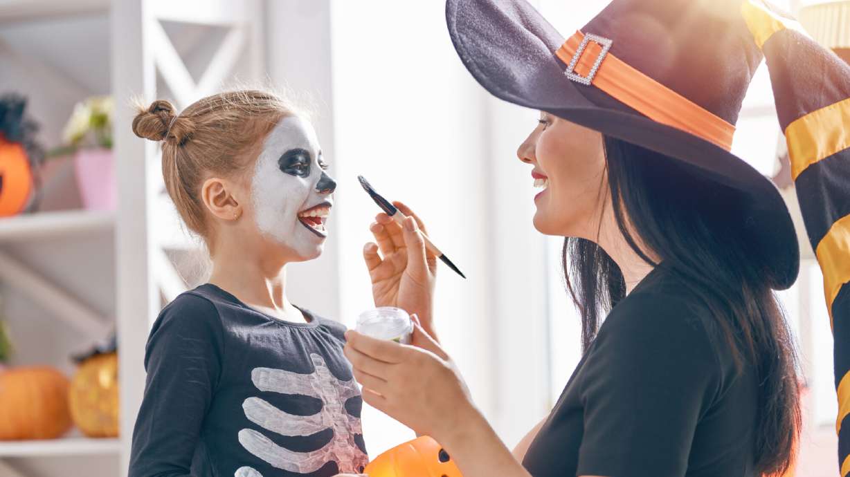 It's not too late to put together these last-minute costumes!