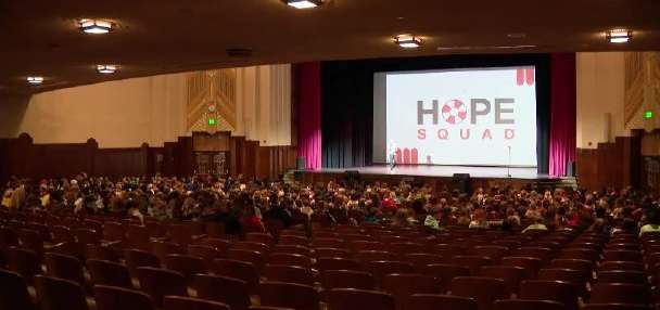 'Hope Squad' empowers kids to look out for peers' mental health