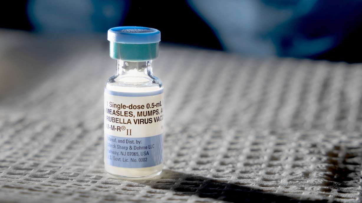 Utah lawmakers leave school vaccine exemption requirement in place