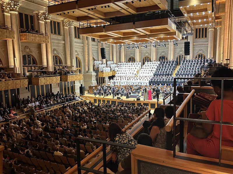 Tabernacle Choir opens São Paulo world tour stop with powerful performance