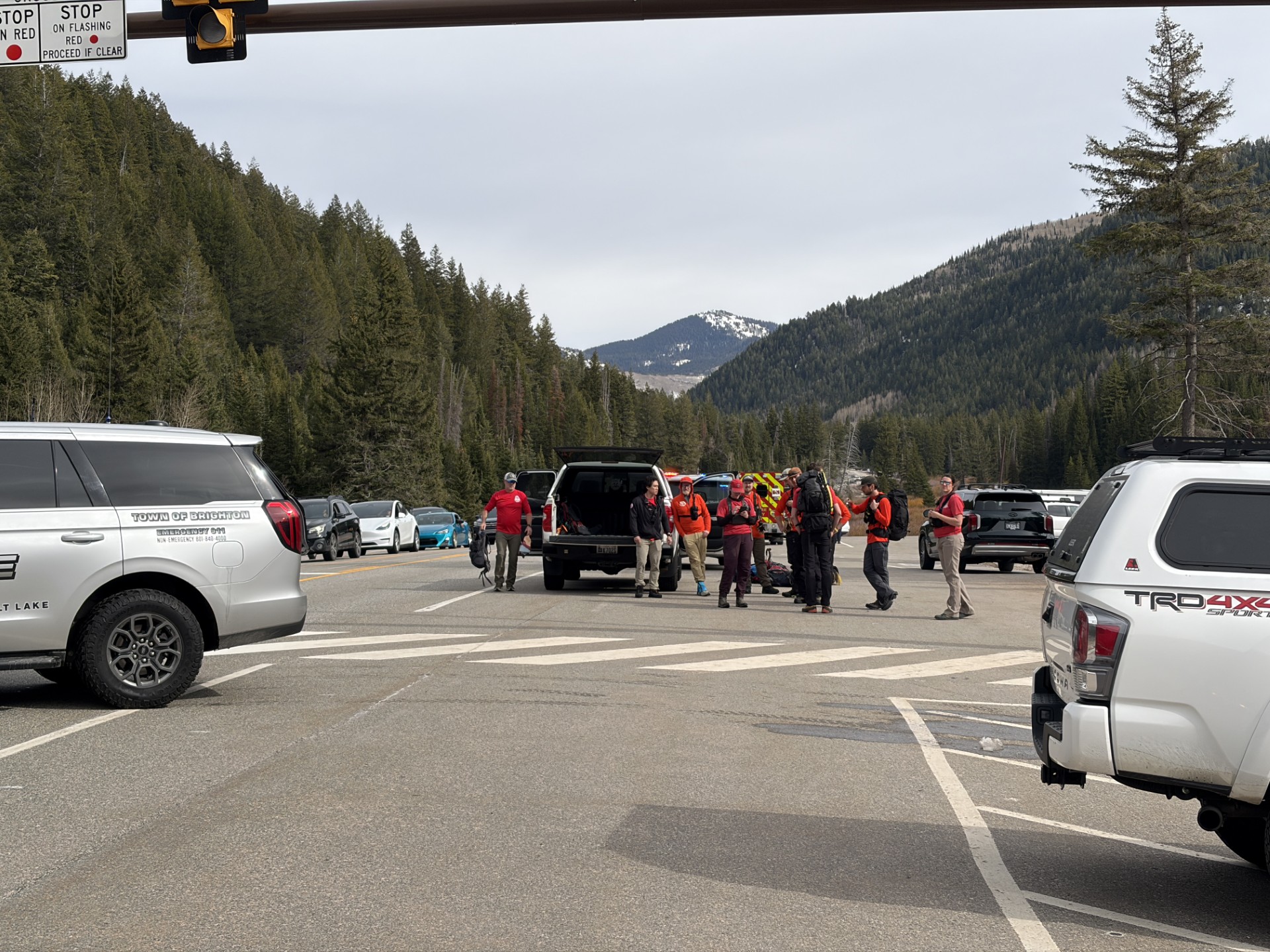 Rescue underway after Doughnut Falls fall