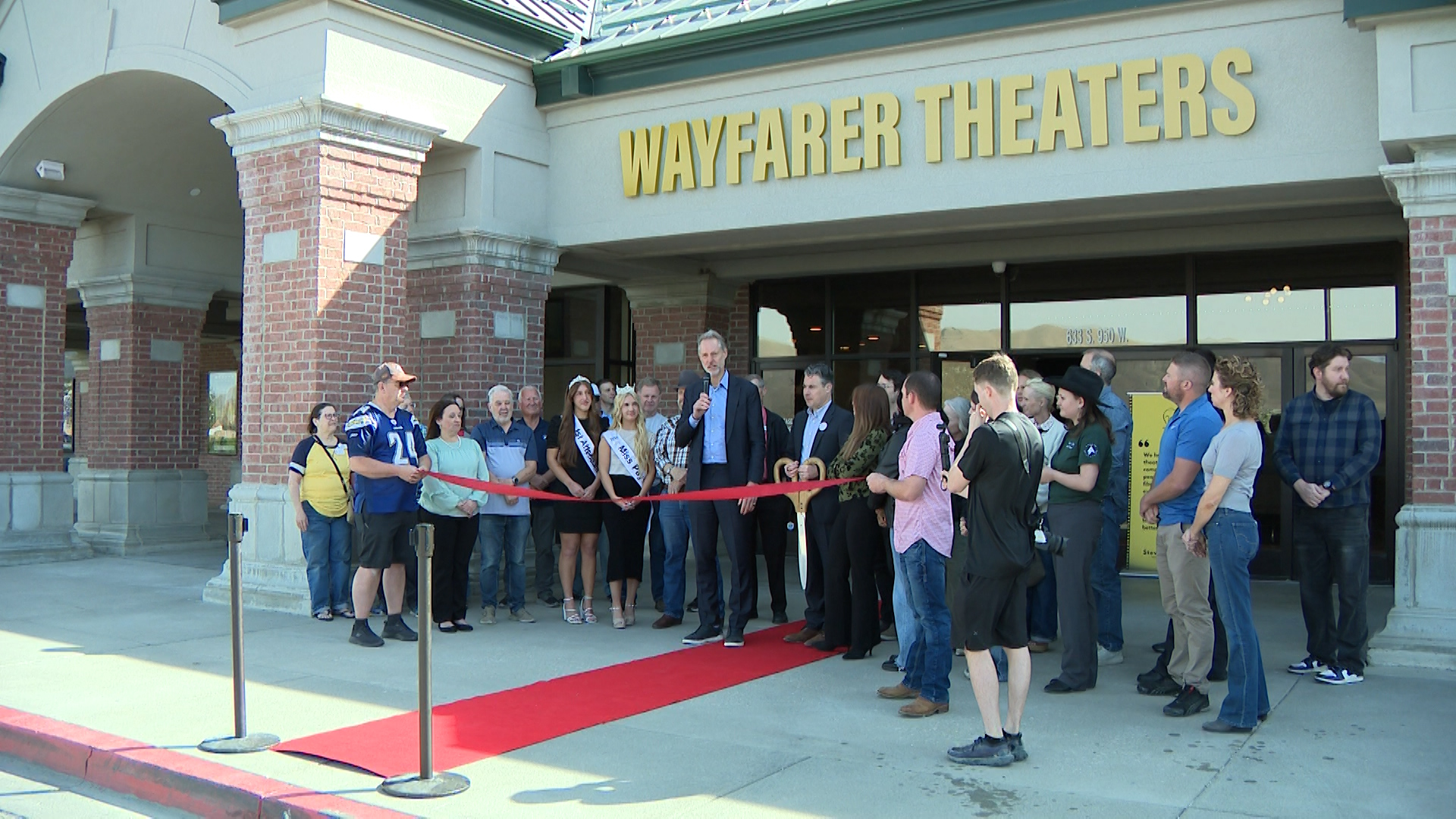 Billionaire buys Payson movie theater with mission to uplift