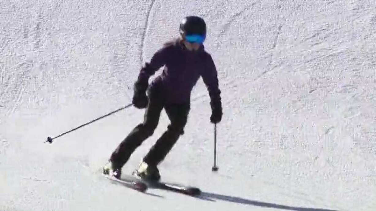 Cottonwood Canyon ski resorts stay open despite warm weather