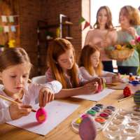 We bet you haven't tried these 3 unique ways to decorate Easter eggs...