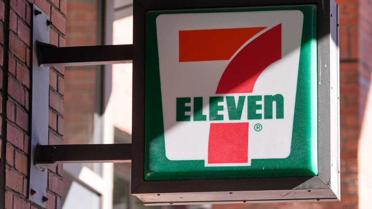 7-Eleven expects to close hundreds of its stores in North America this year
