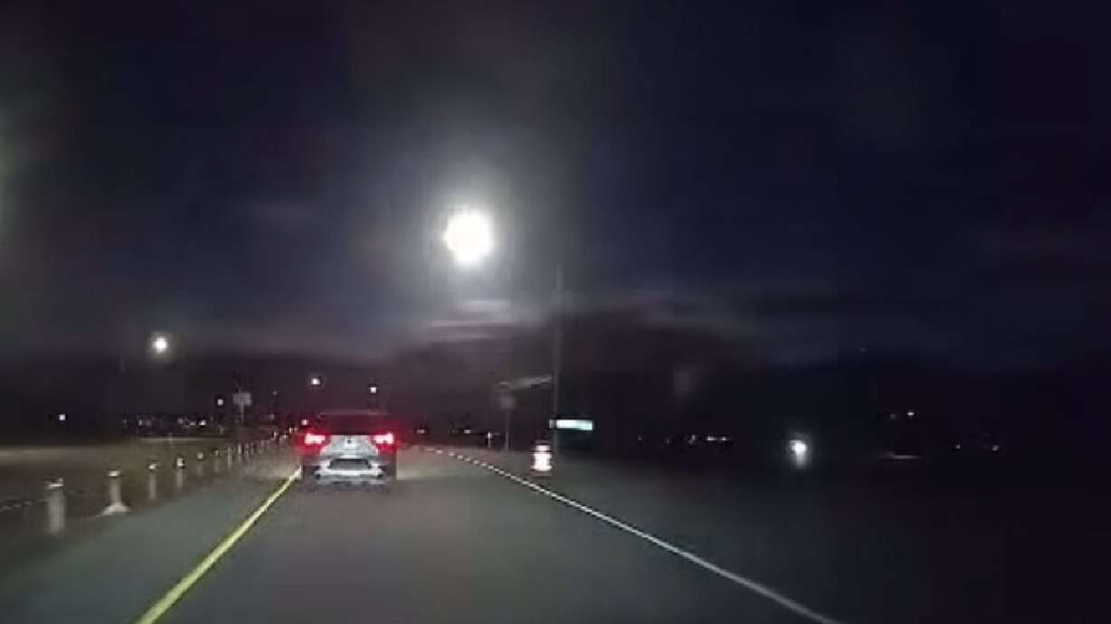 Bright fireball may have dropped debris over Utah