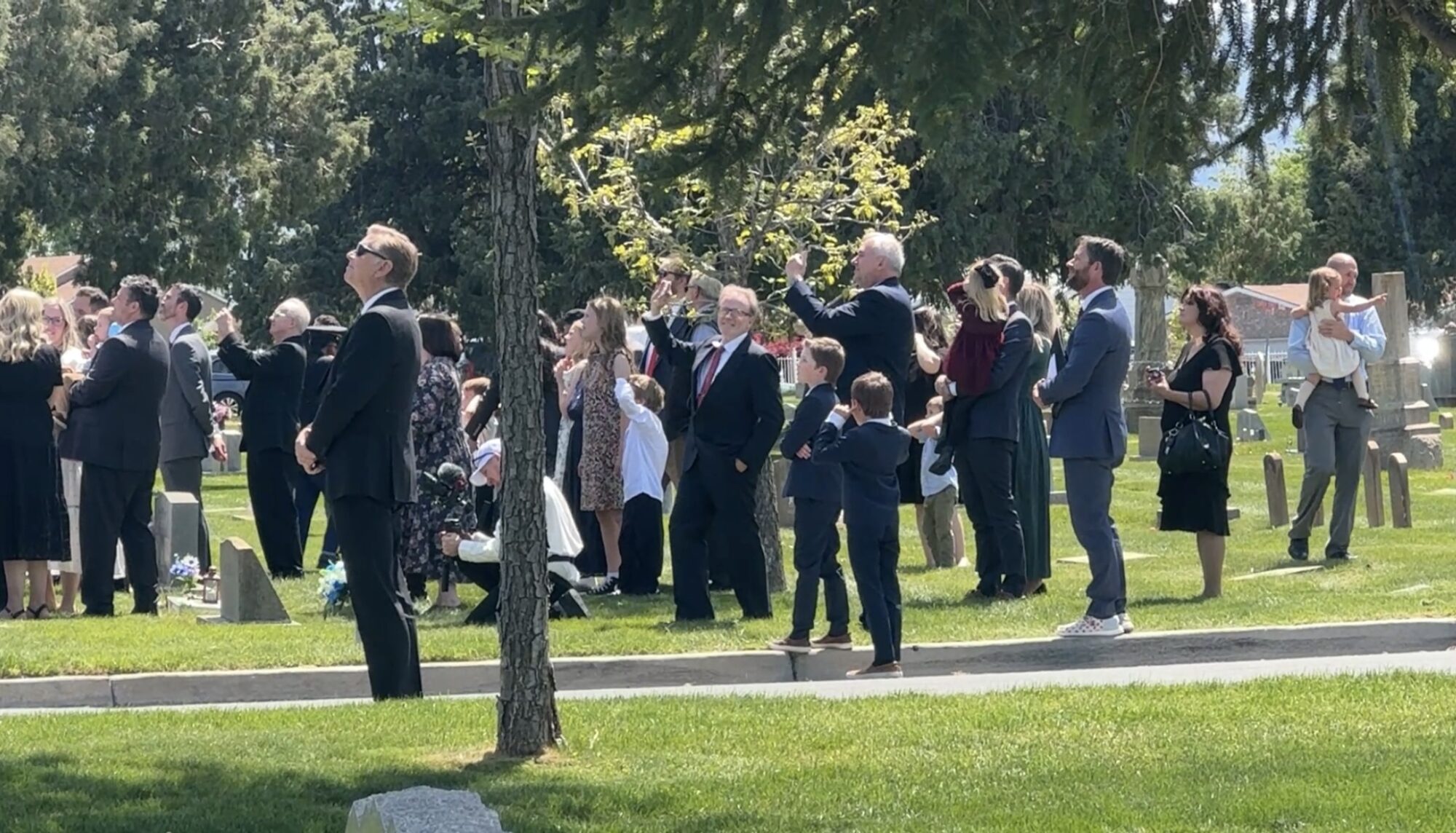 Alan Osmond remembered with music, fireworks, and surprise at funeral services