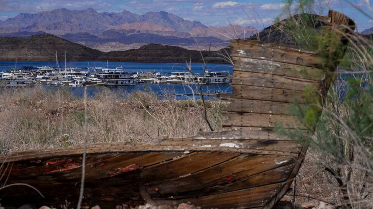 California, Nevada and Arizona announce temporary plan to save water from the Colorado River