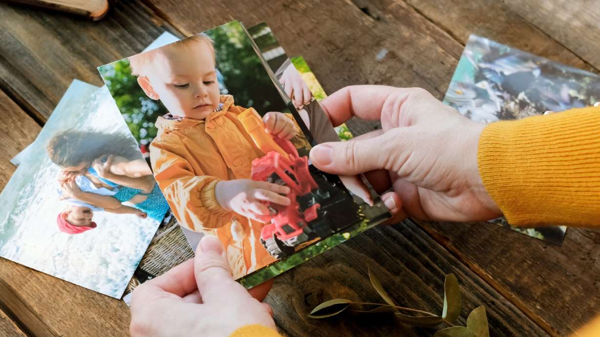 Thrifting vintage frames is a great, budget-friendly way to create a nostalgic gallery!
