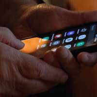 Phone return fraud: Scammers are tricking Utahns into shipping them 'free' iPhones
