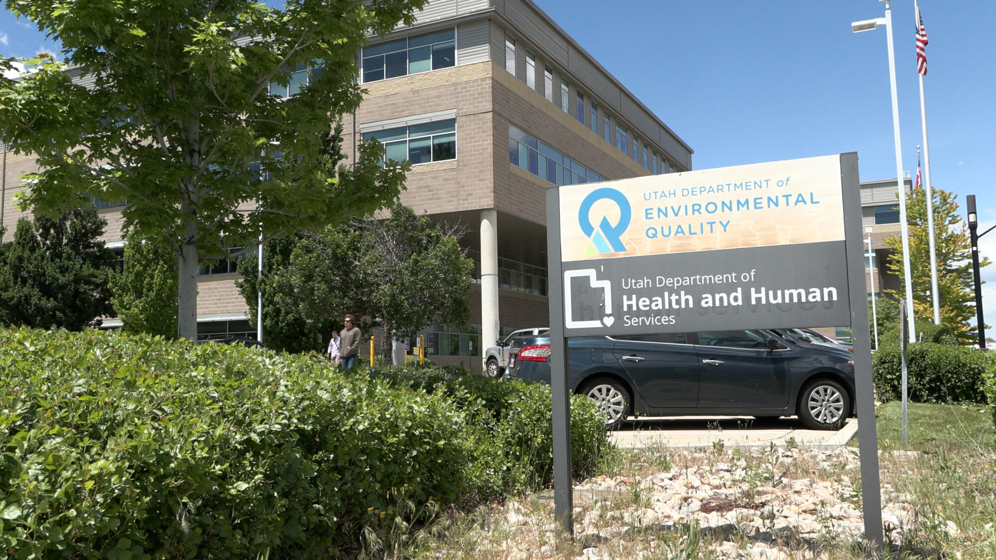 'No safe amount,' experts worry state regulations won't do enough to protect public from data center pollution