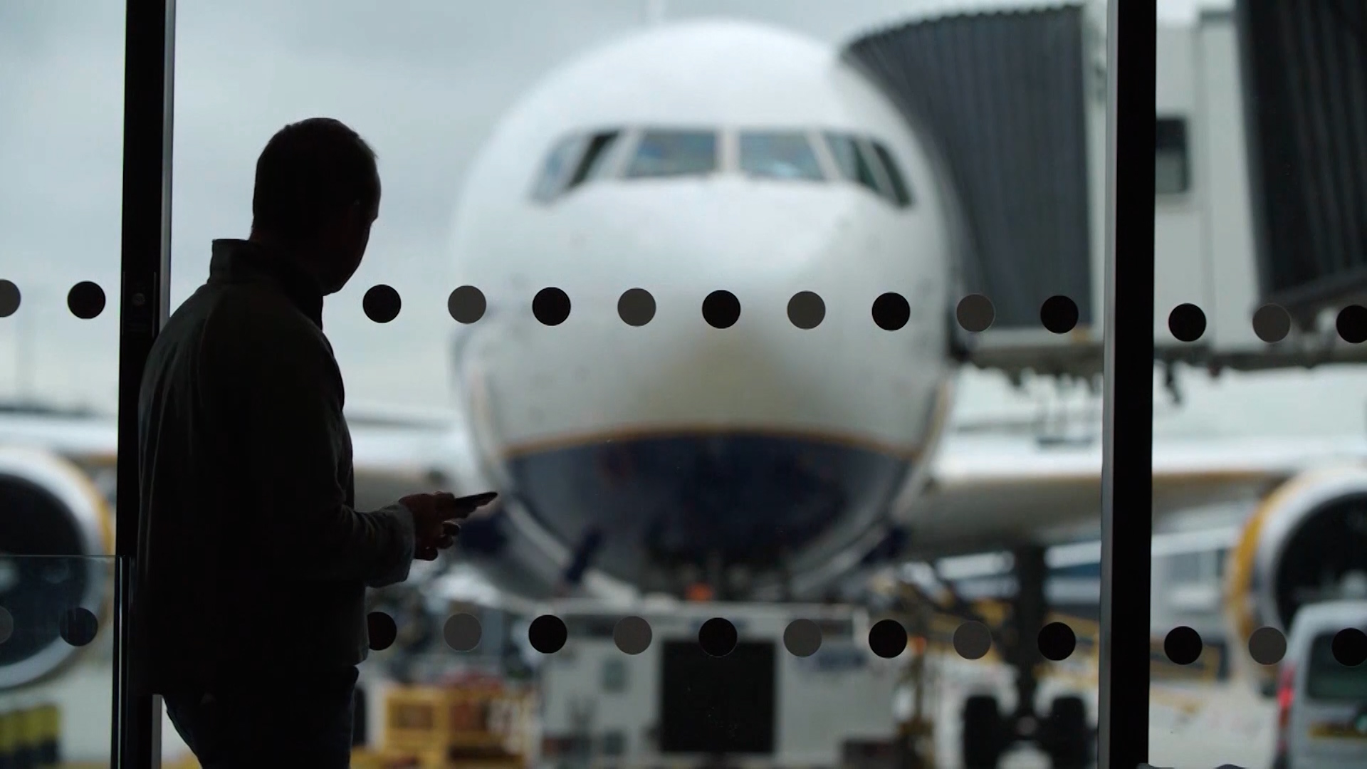 Airlines warn of potential flight cancellations as fuel costs rise; here are your rights