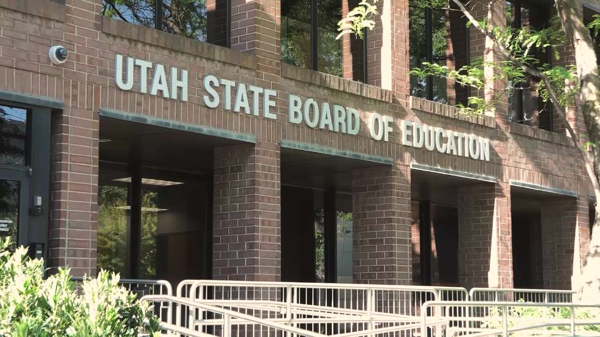 Utah introduces AI tools in classrooms statewide