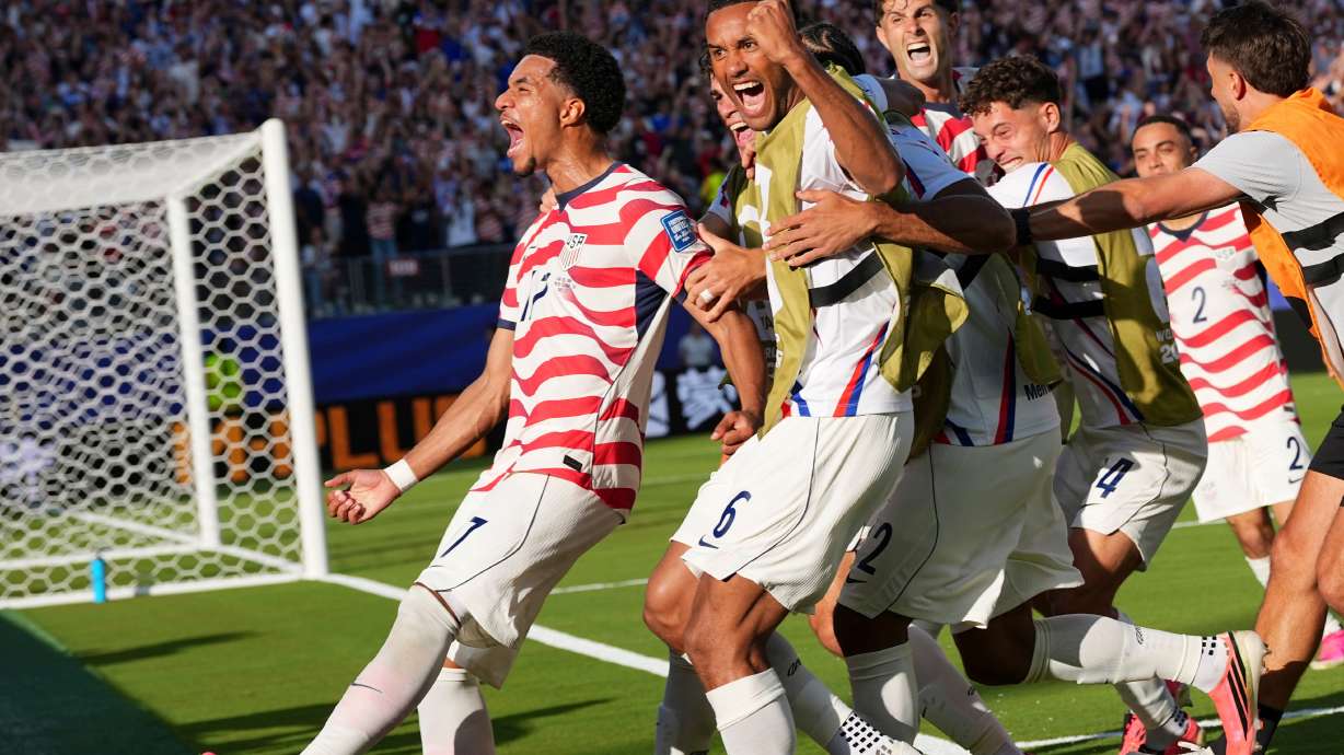 United States' Malik Tillman (17) celebrates with teammates after scoring on a free kick during the World Cup round of 32 soccer match between the United States and Bosnia in Santa Clara, Calif., near San Francisco, Wednesday, July 1, 2026.