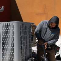 This air conditioning strategy is the sweet spot for saving energy and money, experts say