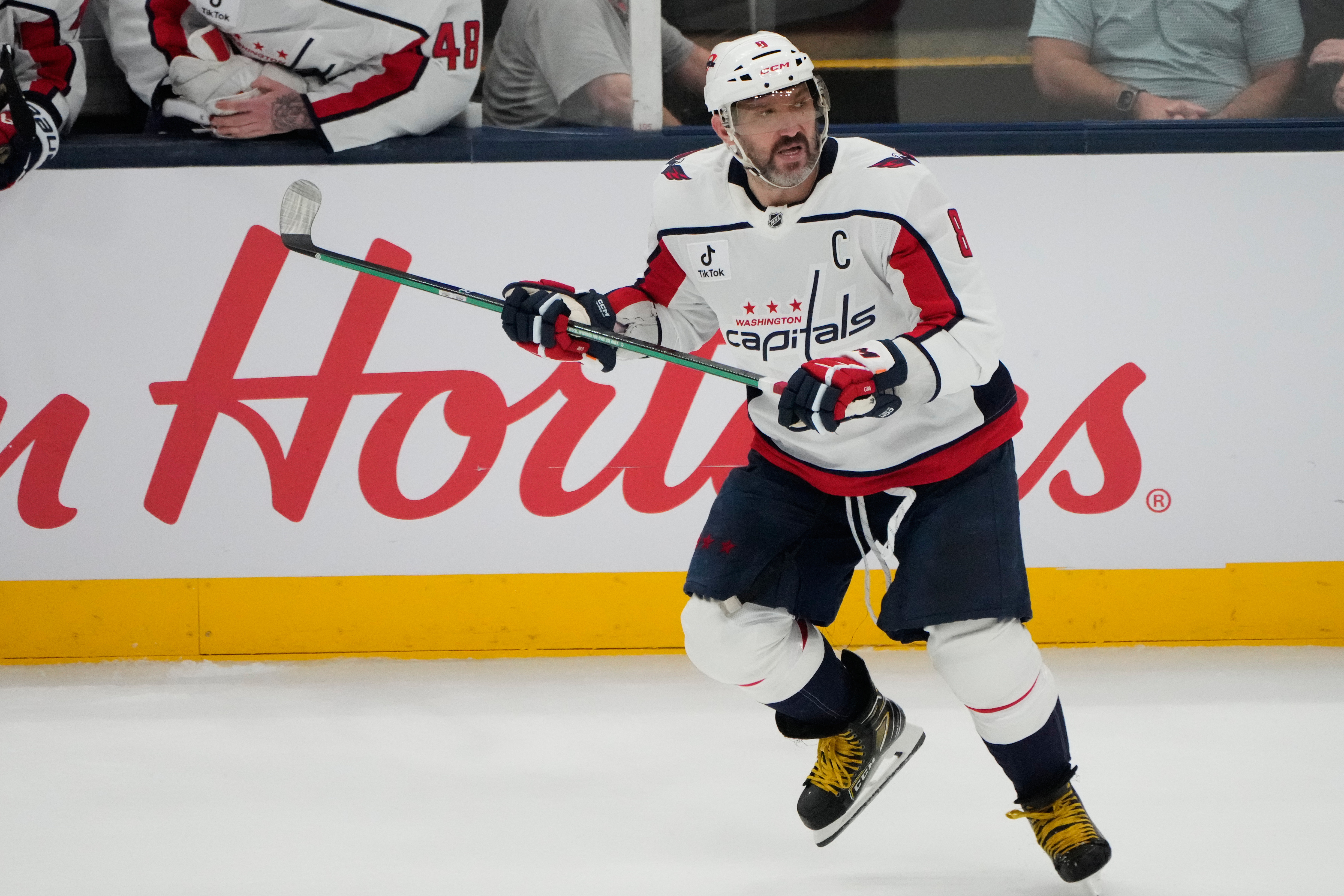 Alex Ovechkin returning for a 22nd NHL season after re-signing with the Capitals