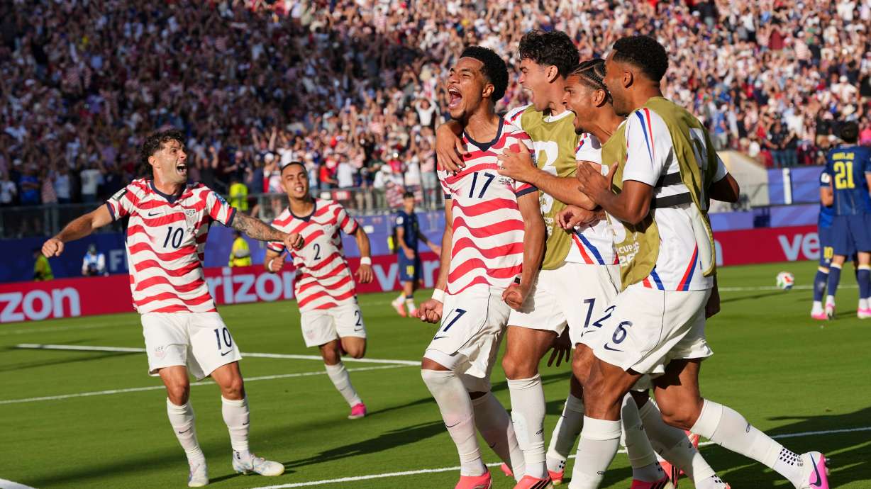 United States' Malik Tillman (17) celebrates with teammates after scoring on a free kick during the World Cup round of 32 soccer match between the United States and Bosnia in Santa Clara, Calif., near San Francisco, Wednesday, July 1, 2026.