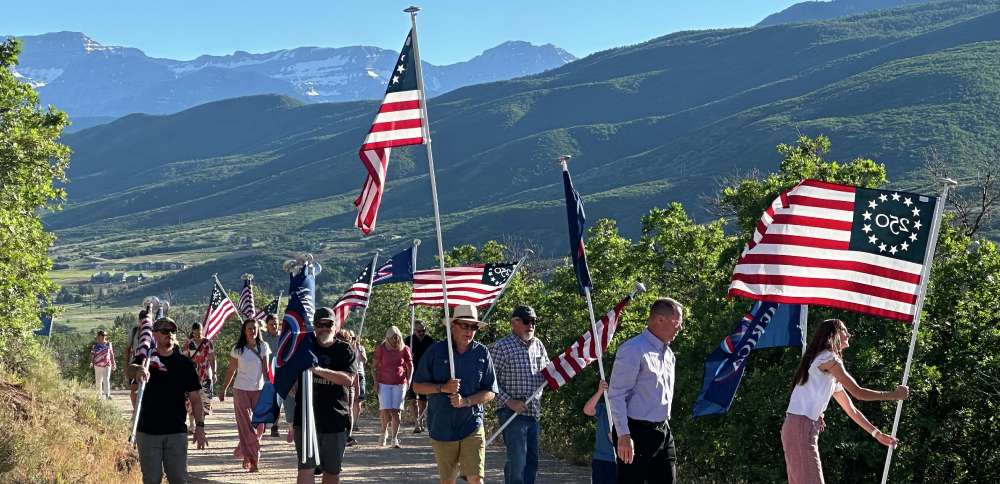 'A real community story': Midway residents honor veterans with 250 flags on Memorial Hill
