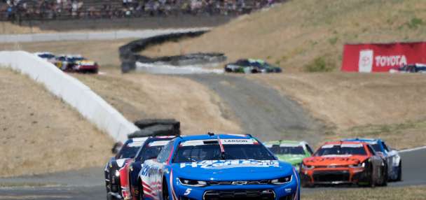 Kyle Larson looks to break winless drought as NASCAR returns to Chicagoland