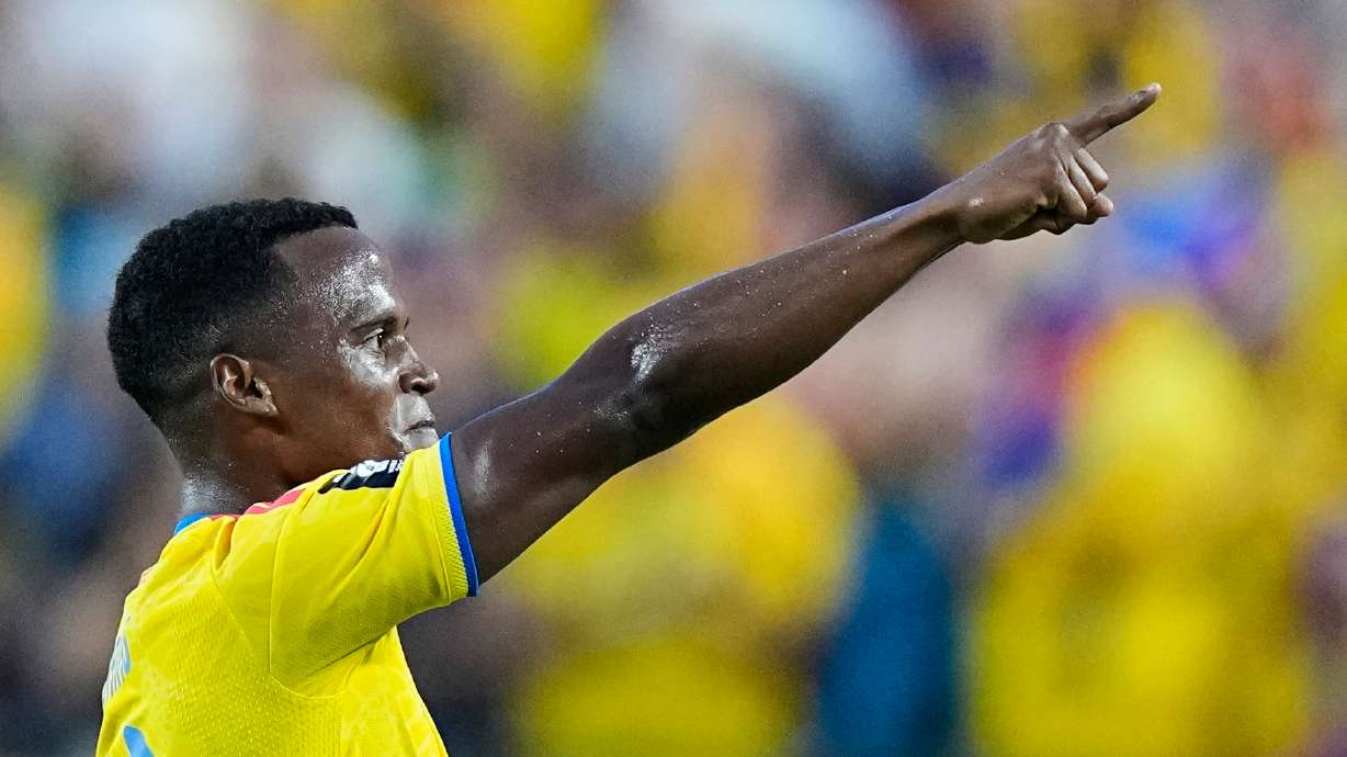 Colombia's Jhon Arias (11) reacts after scoring his team's first goal during the World Cup round of 32 soccer match between Colombia and Ghana in Kansas City, Mo., Friday, July 3, 2026.