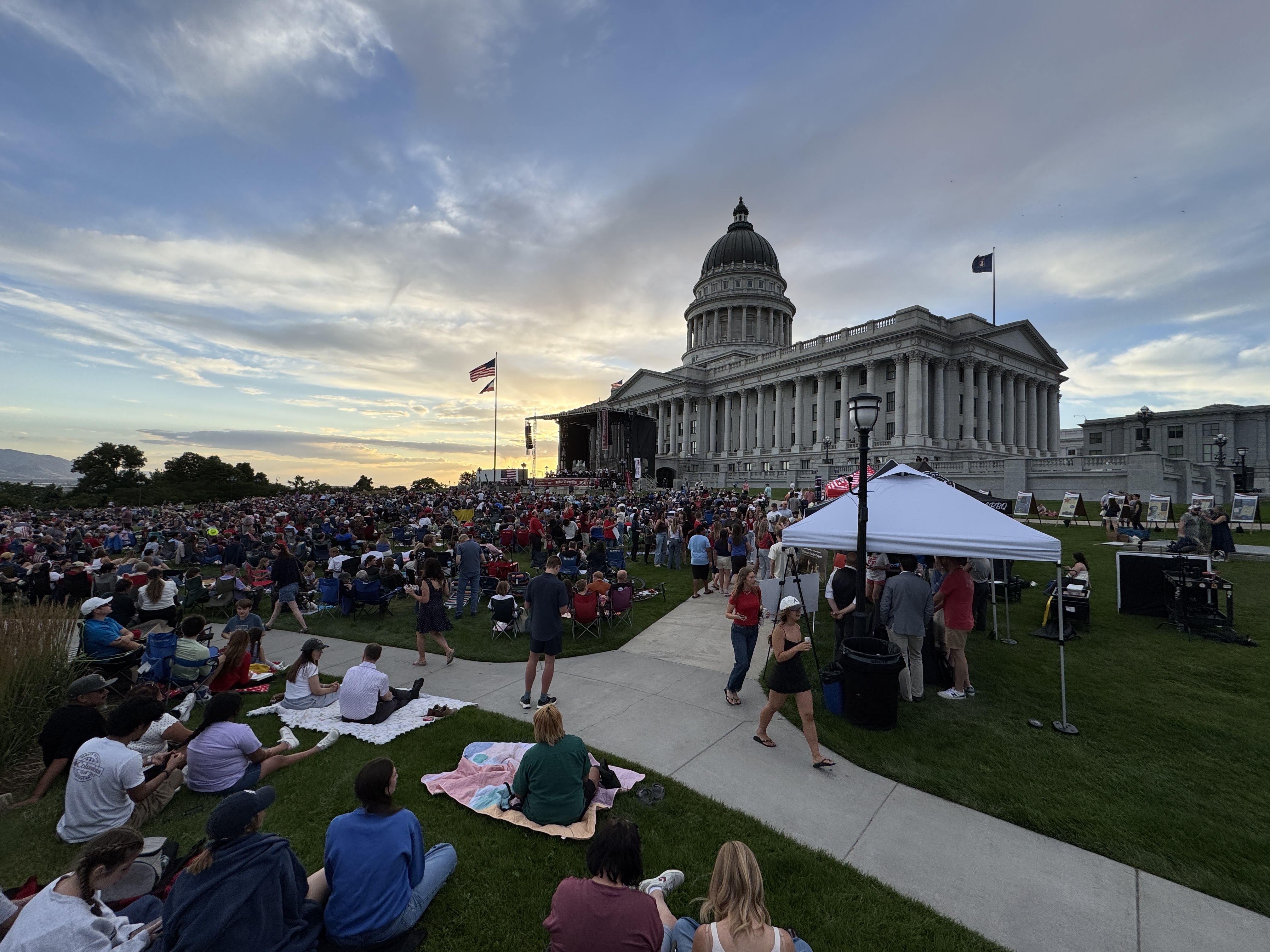 Thousands gather at State Capitol for concert ringing in America 250