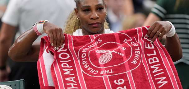 Serena Williams withdraws from doubles match with sister Venus at Wimbledon due to injury