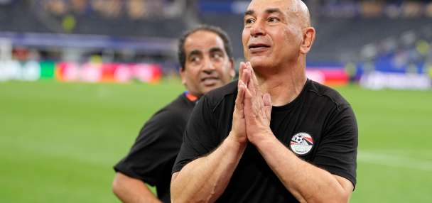 Egypt's coach waved Palestinian flag after winning World Cup game