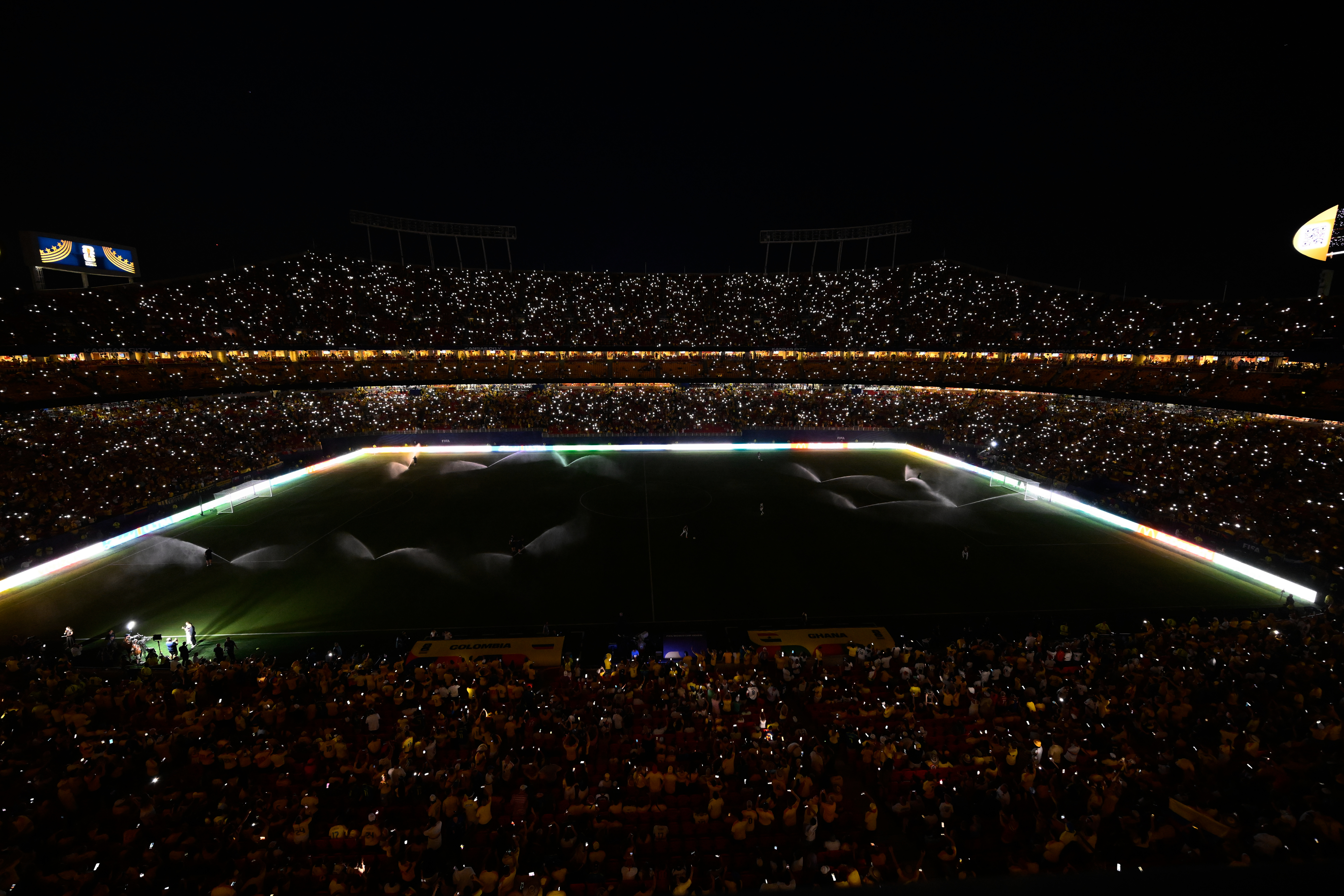 One Extraordinary Photo: A stadium lit up by smartphones