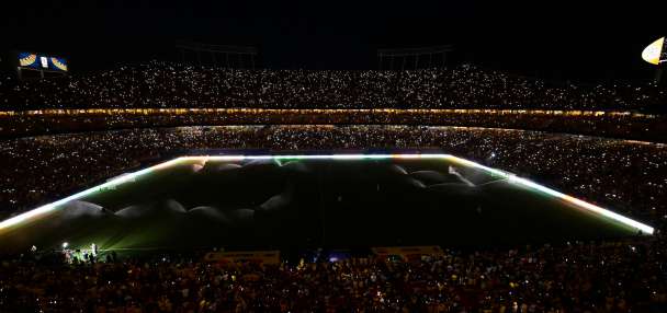One Extraordinary Photo: A stadium lit up by smartphones
