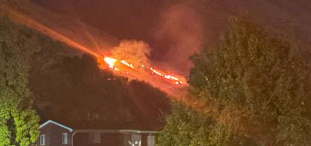 Large brush fire burns near Slate Canyon in Provo