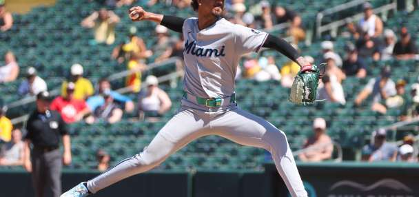 Pérez pulled after 7 perfect innings against A's, and Marlins nearly blow 8-run lead in 9-8 win