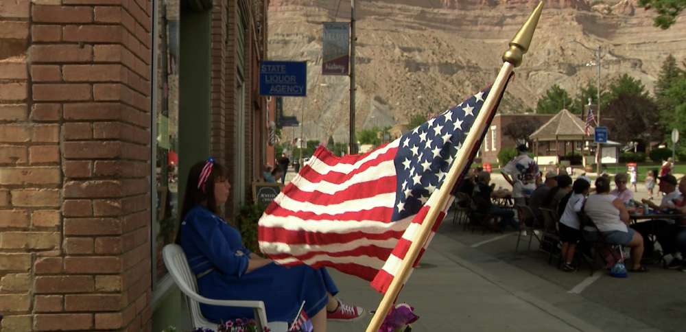 Helper neighbors gather for America's Potluck to celebrate community