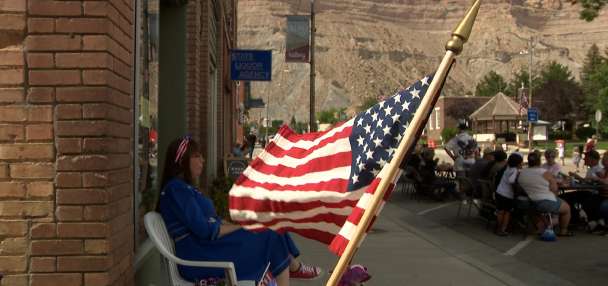 Helper neighbors gather for America's Potluck to celebrate community