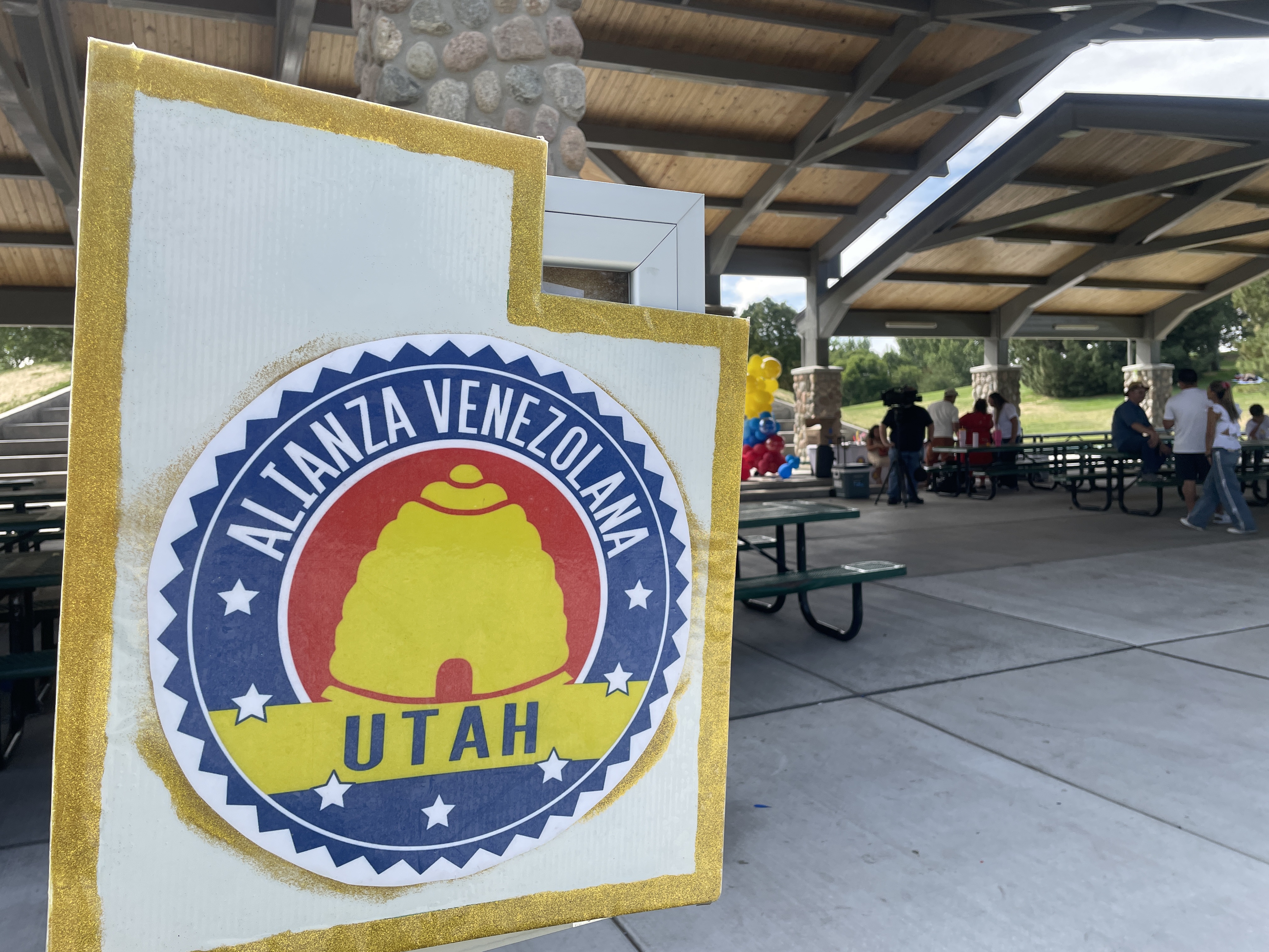 Utah Venezuelans mark Independence Day while mourning earthquake victims