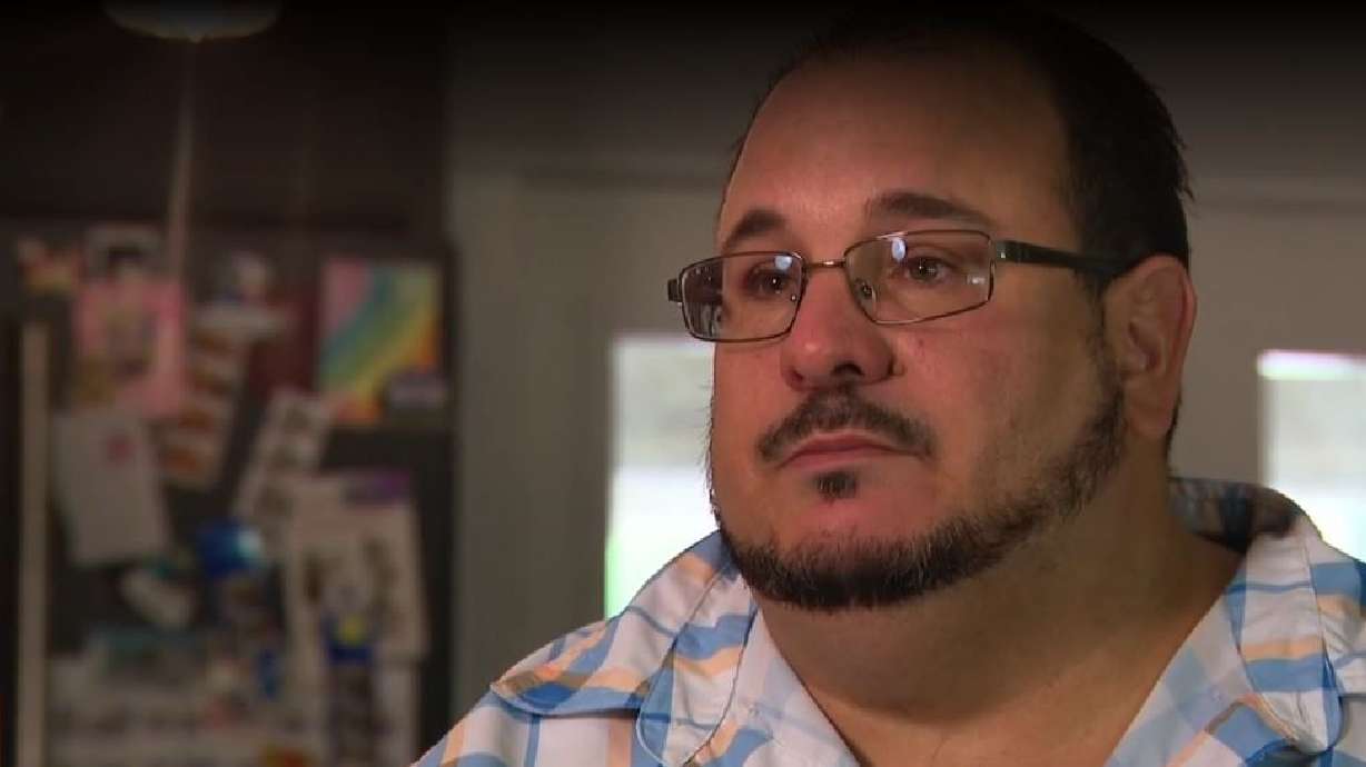 Jerry Alexatos talks about how he's handled large personal struggles. Five years ago, Alexatos' mom was diagnosed with cancer. Just two months later, his dad was diagnosed, too.