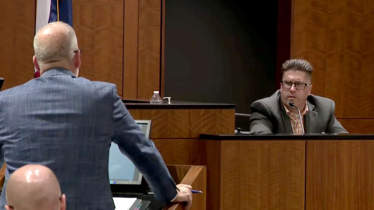 State investigative sergeant David Hull, right, testifies during the first day of Tyler Robinson’s preliminary hearing in Utah’s 4th District Court in Provo on Monday.