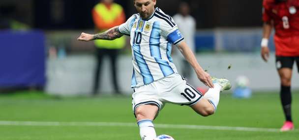 Lionel Messi scores his eighth goal of this year's World Cup, takes lead in Golden Boot race