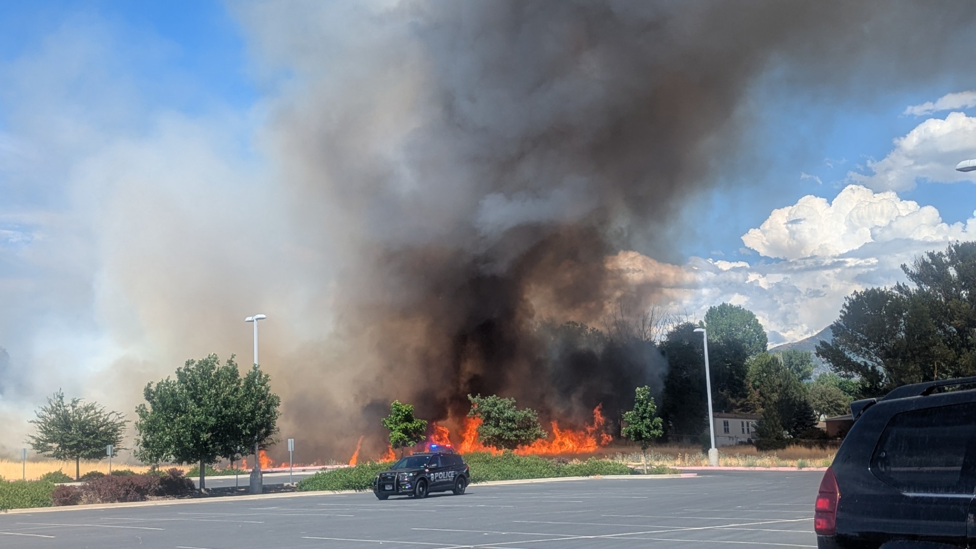 Layton neighborhood evacuated due to fire 