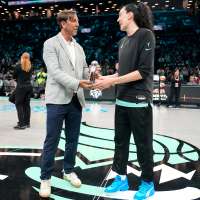 AP honors Breanna Stewart as one of the top women's college players during the Top 25 poll era