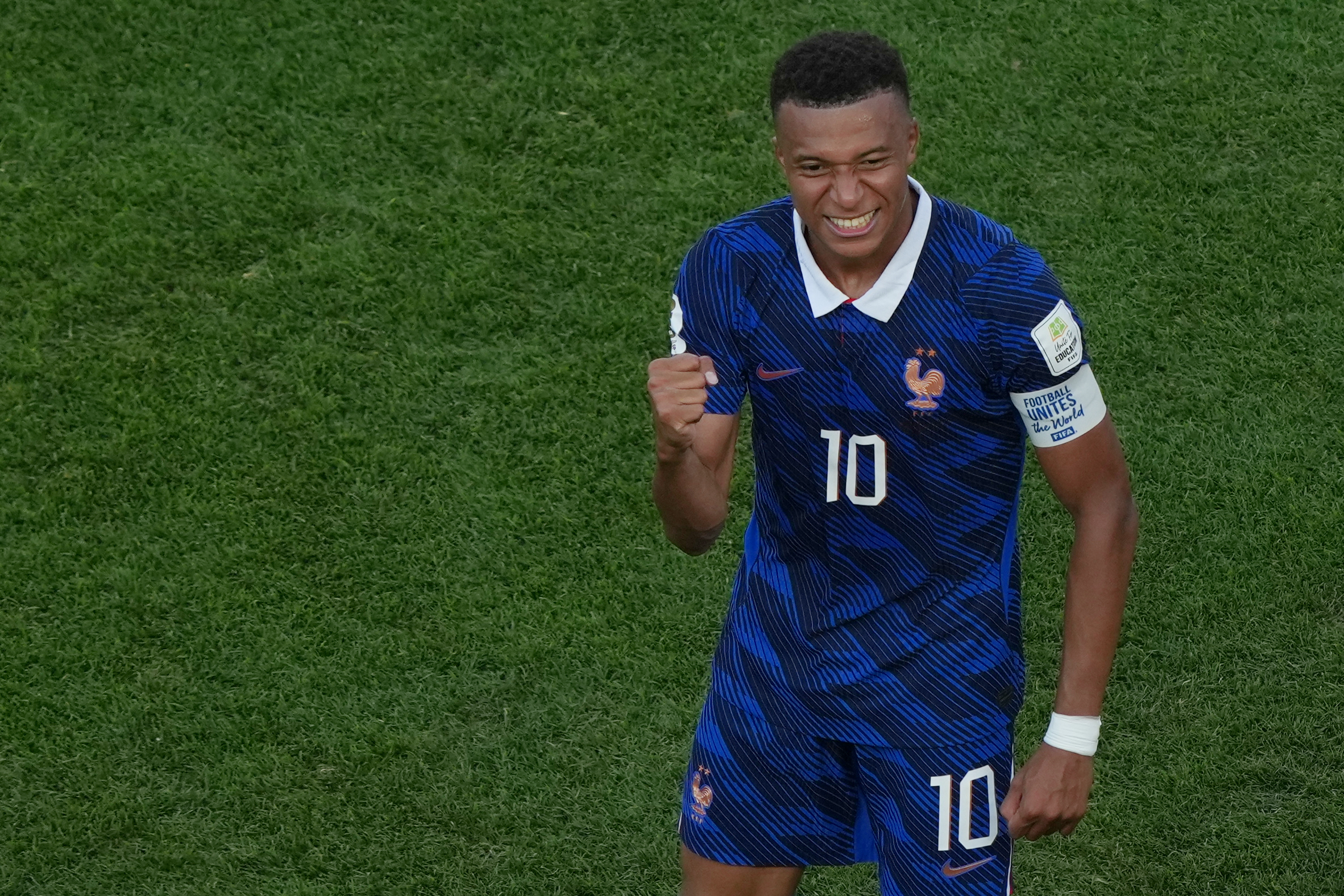 France's Kylian Mbappe (10) reacts after the World Cup round of 16 soccer match between Paraguay and France in Philadelphia, Saturday, July 4, 2026. 