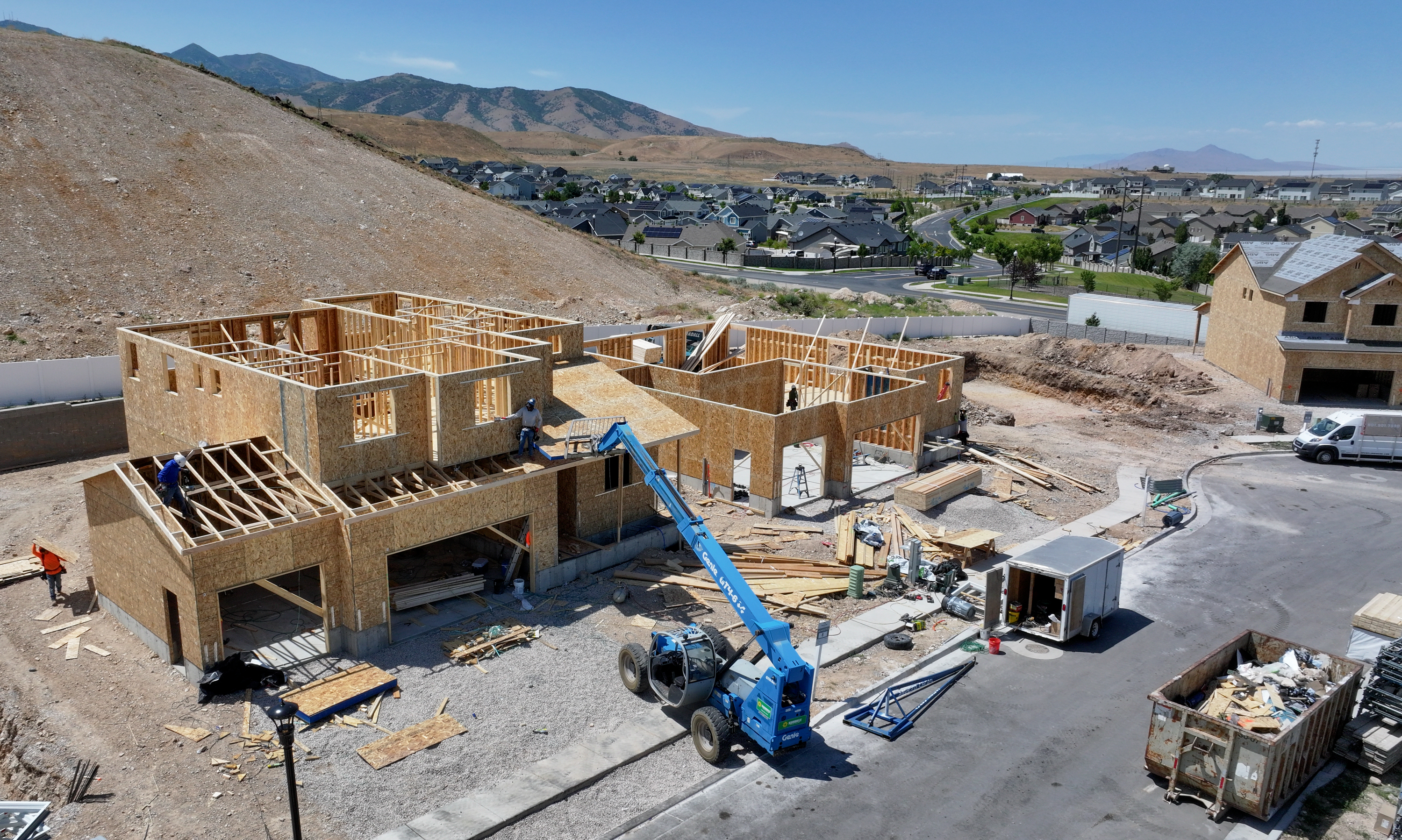 Fed report reveals impact of Biden immigration surge on housing prices