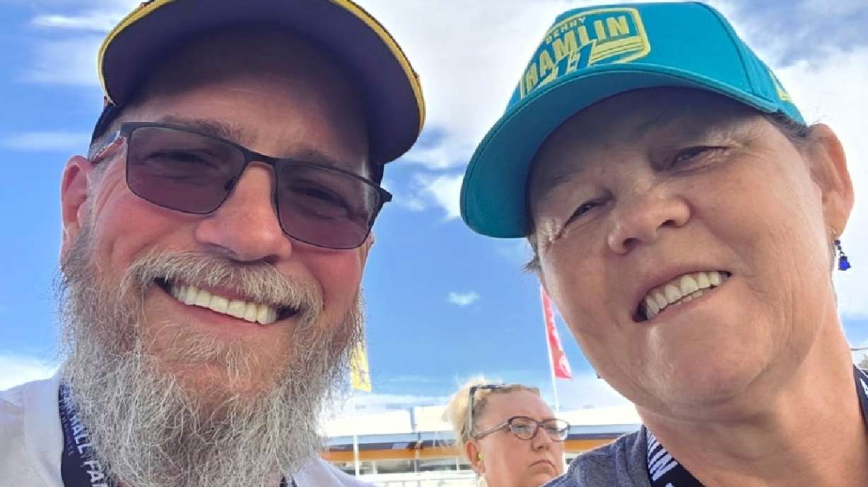 Jon Knudsen lost 90 pounds in seven months before undergoing a hernia repair.