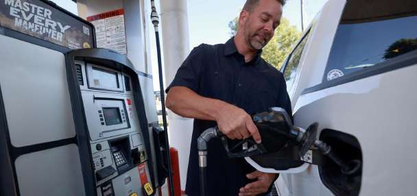 Gas prices are falling. So why aren't Utahns feeling better about the economy?