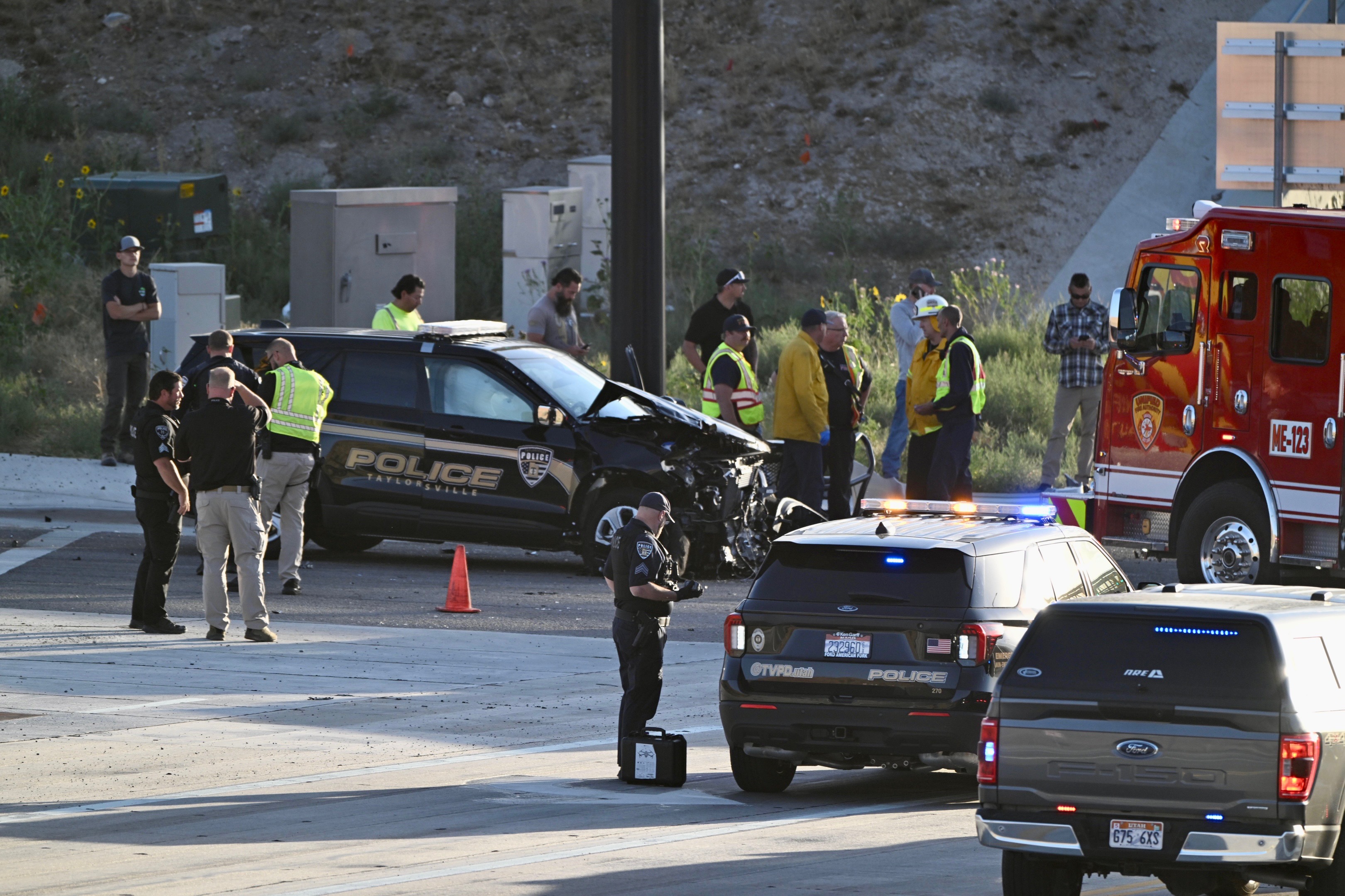 1 airlifted in Mountain View Corridor crash involving police cruiser