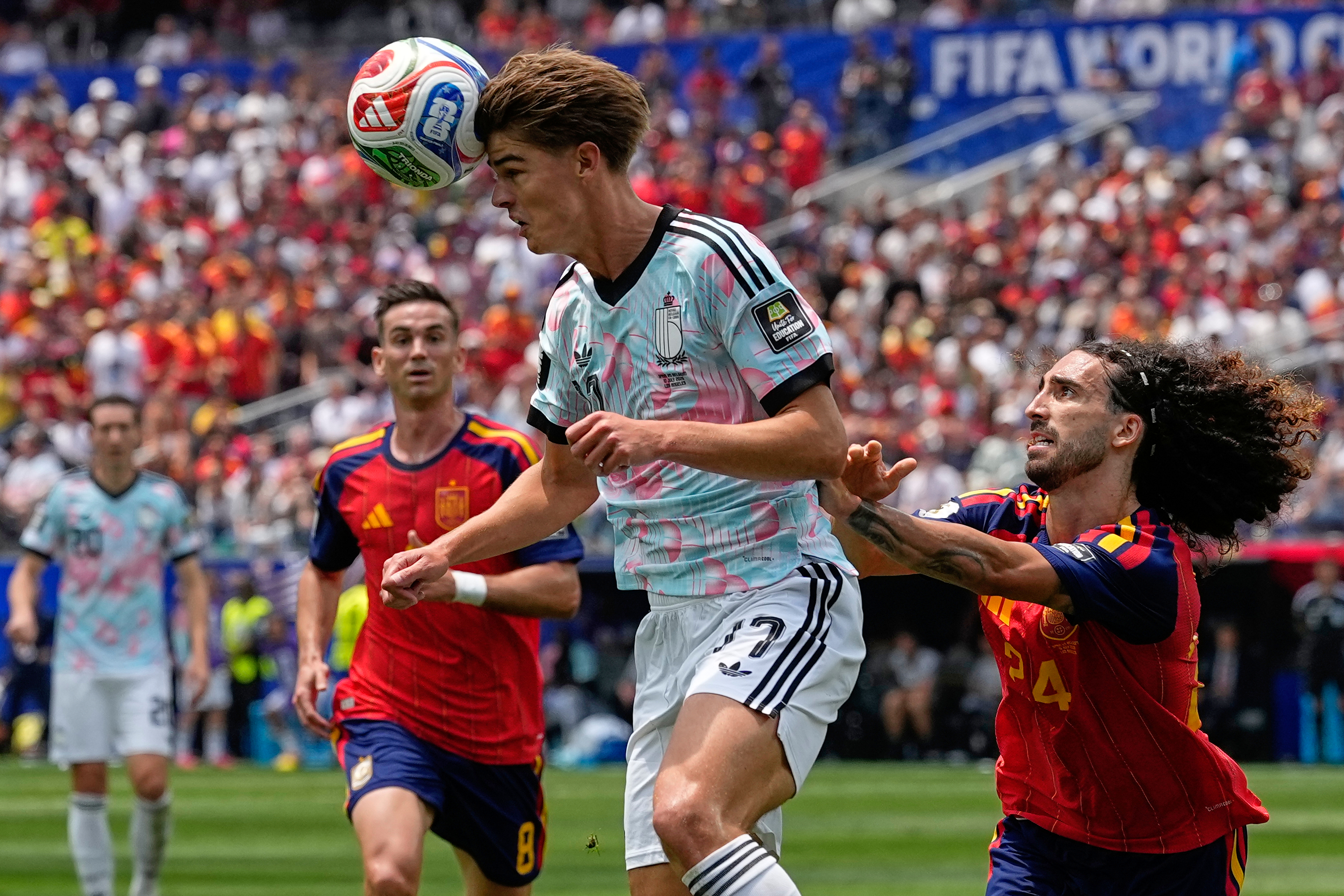 Belgium's Charles De Ketelaere ends Spain's World Cup shutout run, teams even 1-1 at halftime