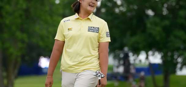 Haeran Ryu sets an LPGA major record with a 60 to build a 3-shot lead at the Evian Championship