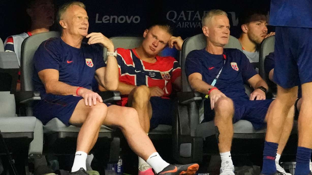 Norway's Erling Haaland (9) sits on the bench during the World Cup quarterfinal soccer match between Norway and England in Miami Gardens, Fla., Saturday, July 11, 2026.