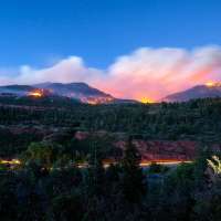Crash of a helicopter helping to fight a Colorado wildfire leaves the pilot dead